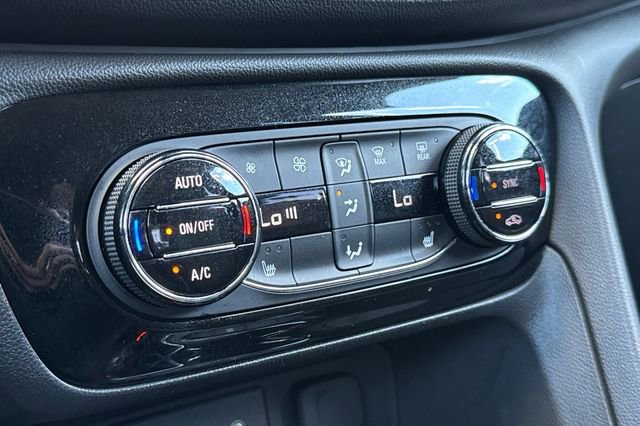 Used 2023 Buick Encore GX Select w/ Sport Touring Package AWD/4WD image 28