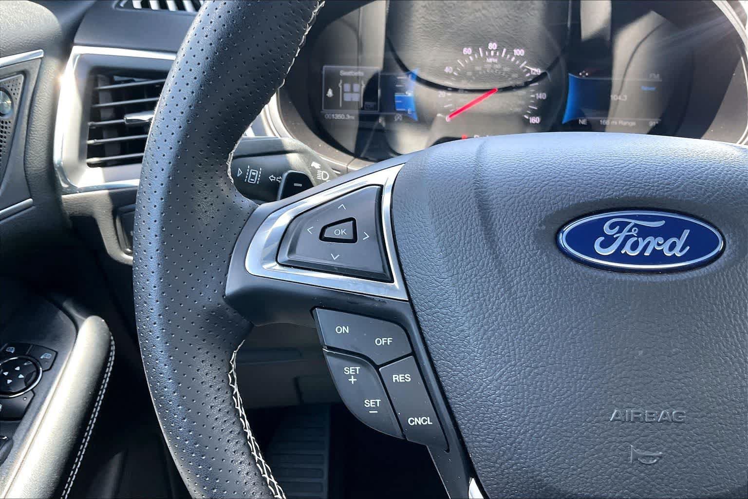 Used 2023 Ford Edge ST AWD/4WD image 24