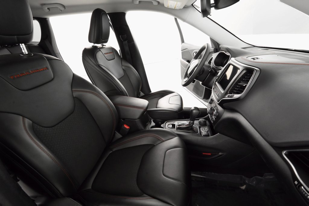 Certified 2021 Jeep Cherokee Trailhawk image 12
