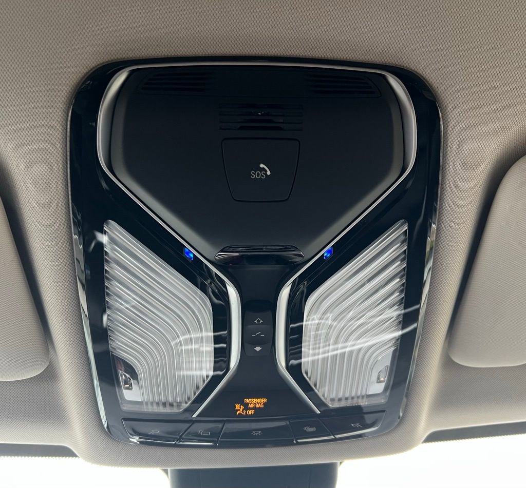 Used 2021 BMW X7 xDrive40i w/ Premium Package image 18