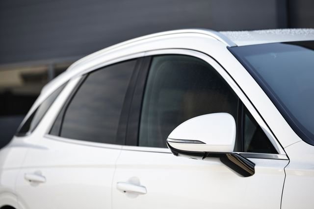 New 2026 Genesis GV70 2.5T Advanced image 3