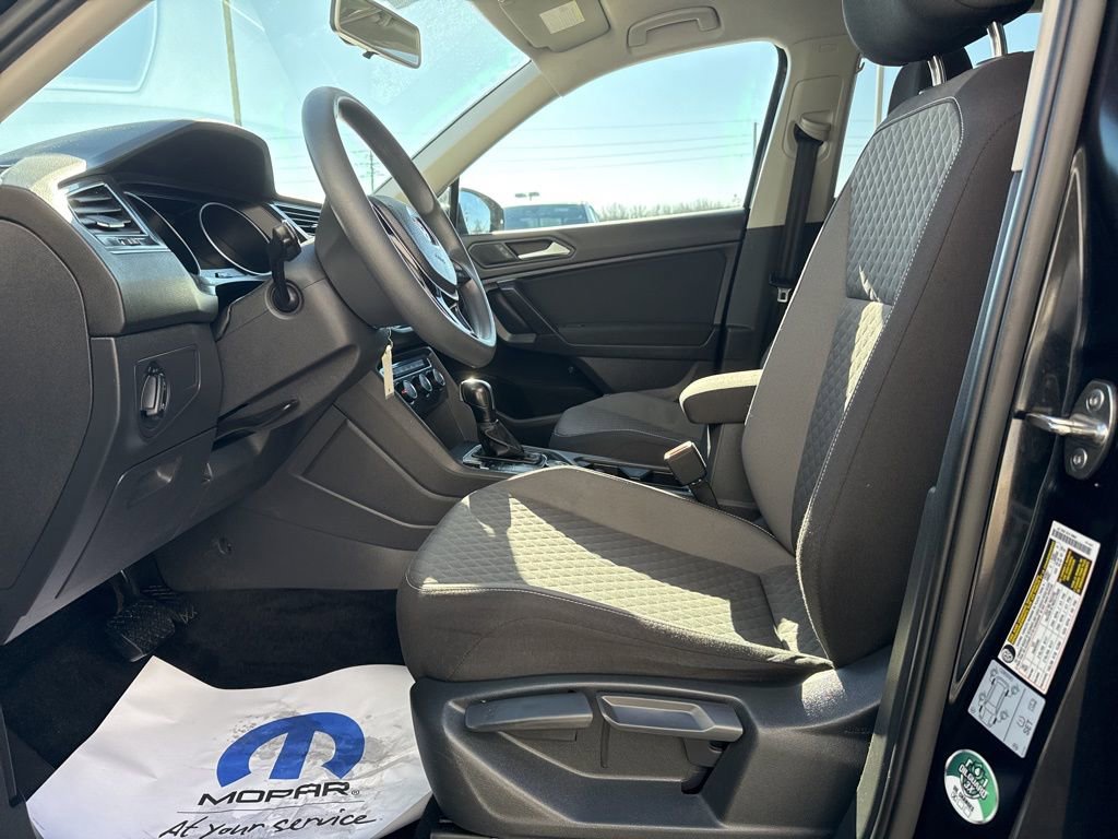 Used 2021 Volkswagen Tiguan S image 9
