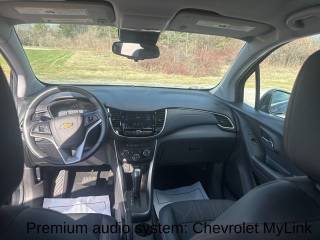 Used 2020 Chevrolet Trax LT w/ LT Convenience Package AWD/4WD image 20