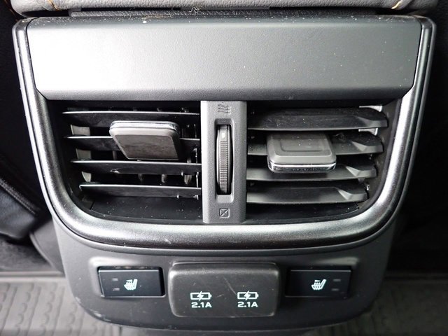 Used 2022 Subaru Outback Wilderness w/ Wilderness Package image 19