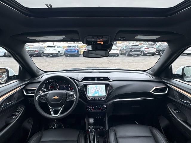 Used 2022 Chevrolet TrailBlazer ACTIV w/ Sun and Liftgate Package image 26