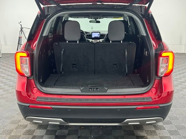 Used 2023 Ford Explorer XLT w/ Equipment Group 202A image 14