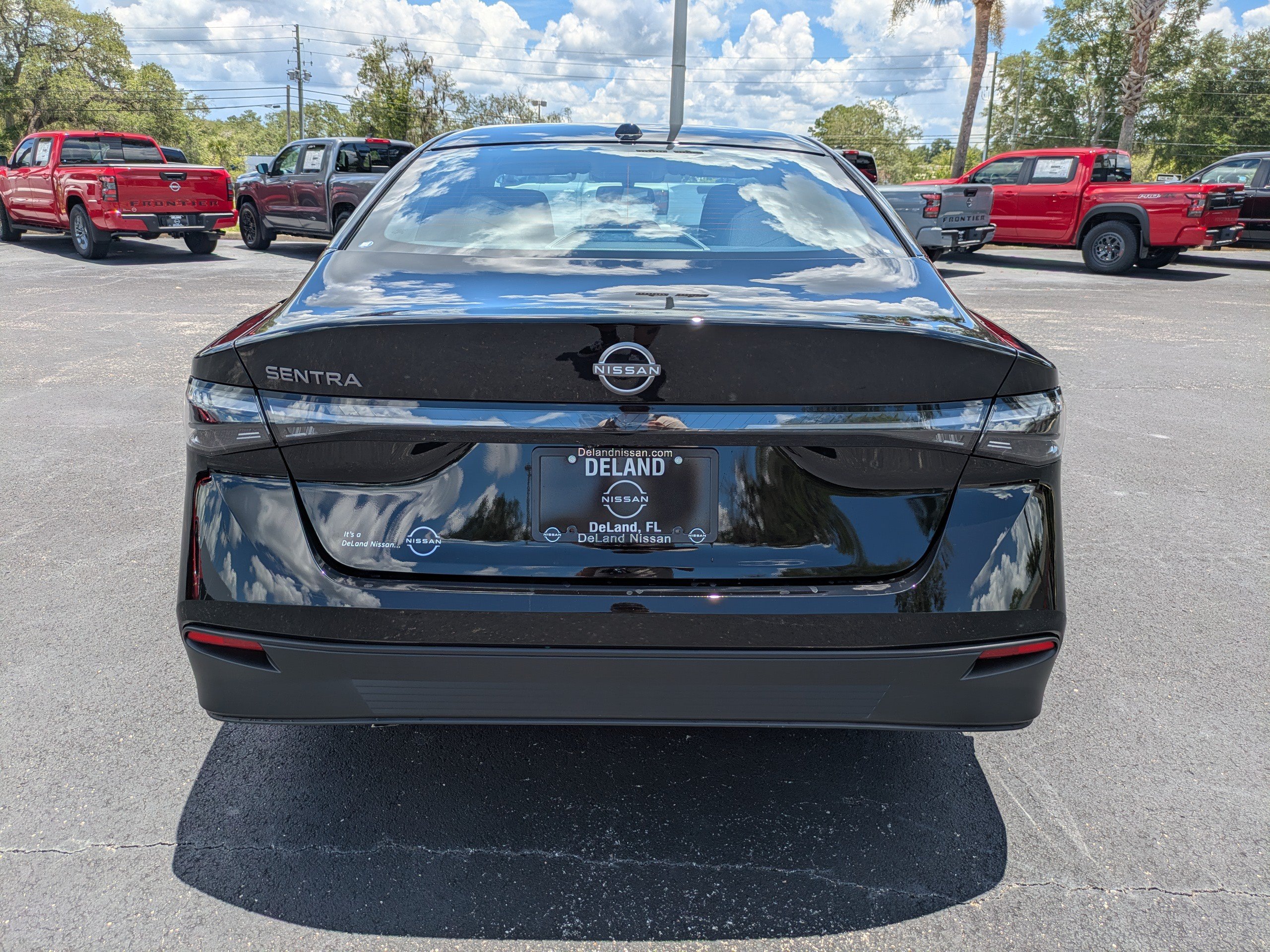 New 2026 Nissan Sentra SV w/ SV Convenience Package FWD image 6