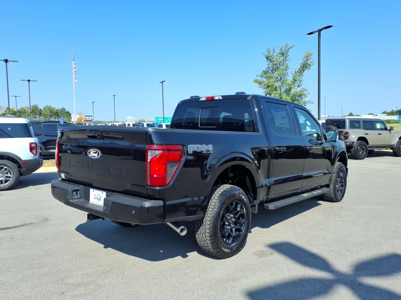 New 2026 Ford F150 XLT w/ Equipment Group 302A MID AWD/4WD image 3