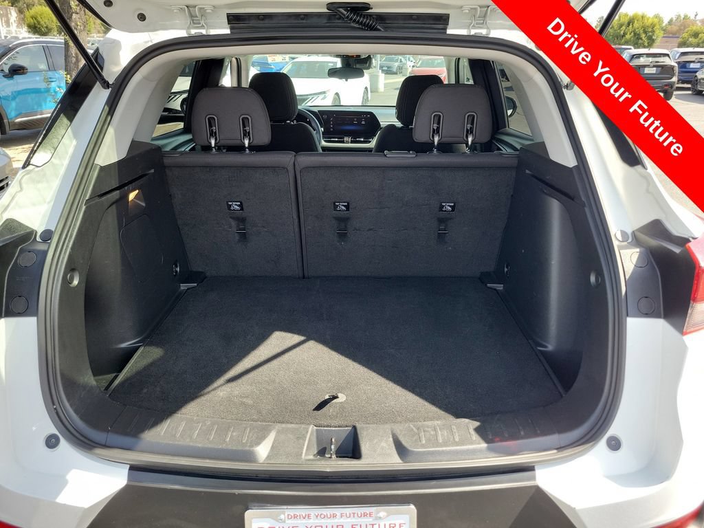 Used 2025 Chevrolet TrailBlazer LT AWD/4WD image 25