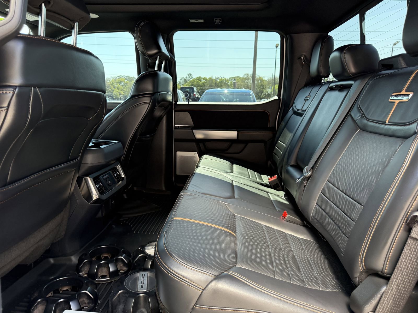 Used 2024 Ford F250 Platinum image 16