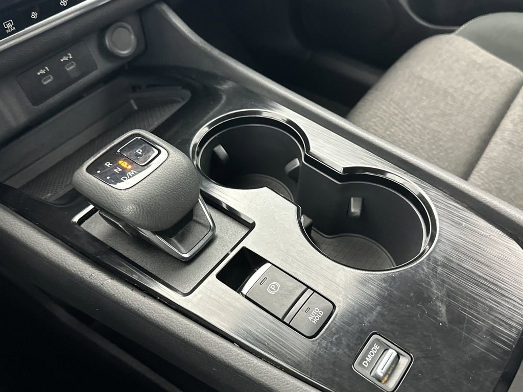 Used 2025 Nissan Rogue SV image 20