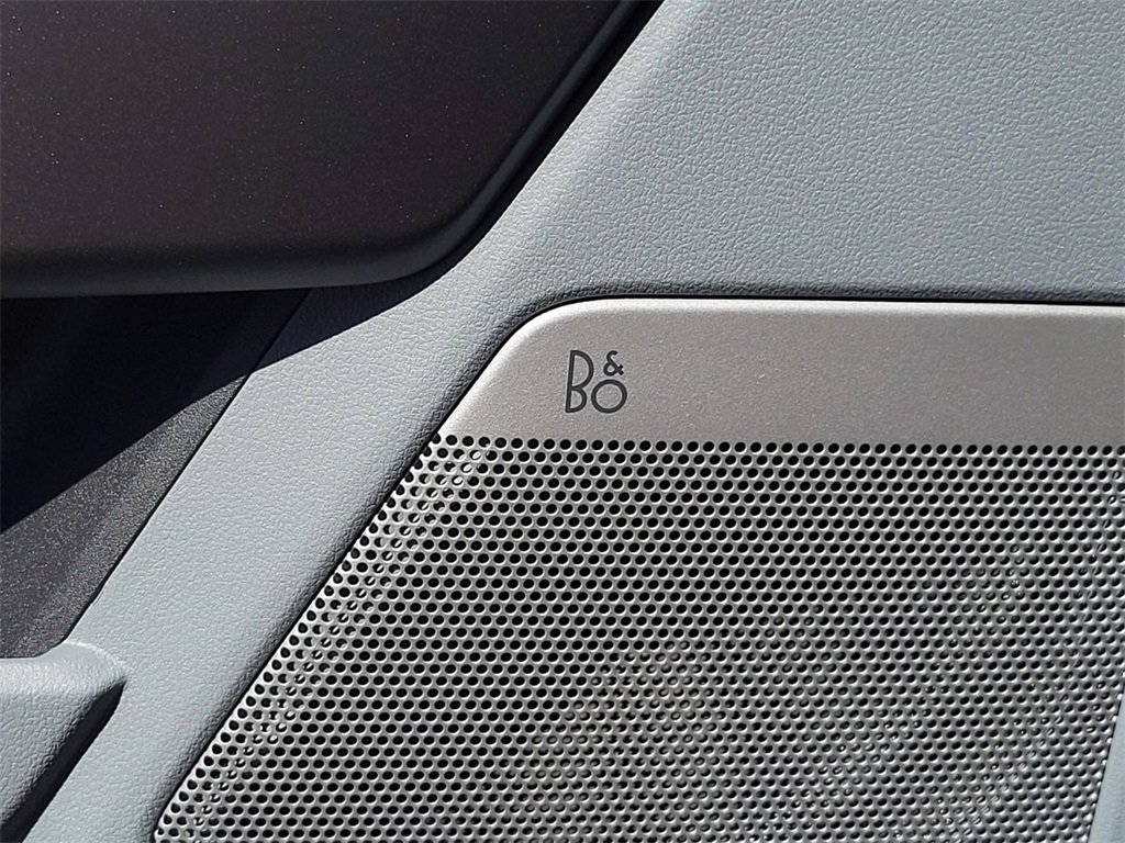 New 2025 Ford F250 XLT w/ Black Appearance Package image 18