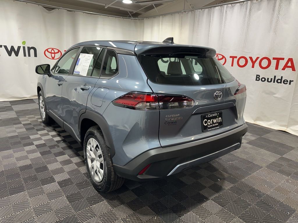 Used 2026 Toyota Corolla Cross L image 5