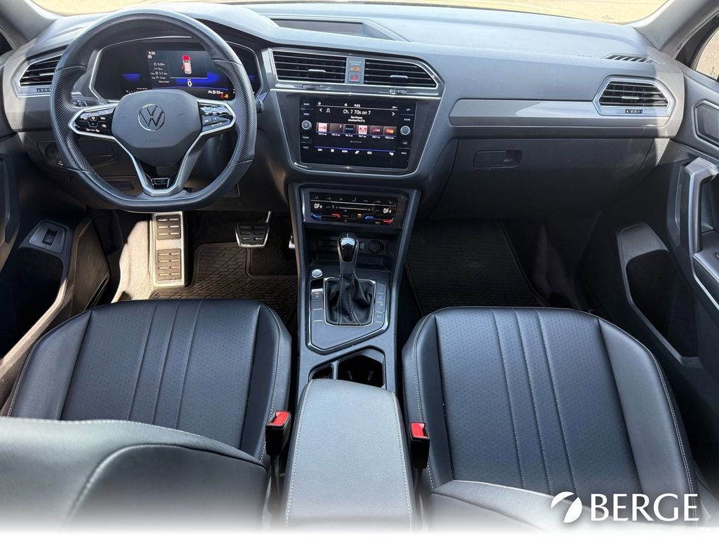 Used 2022 Volkswagen Tiguan SE R-Line image 29