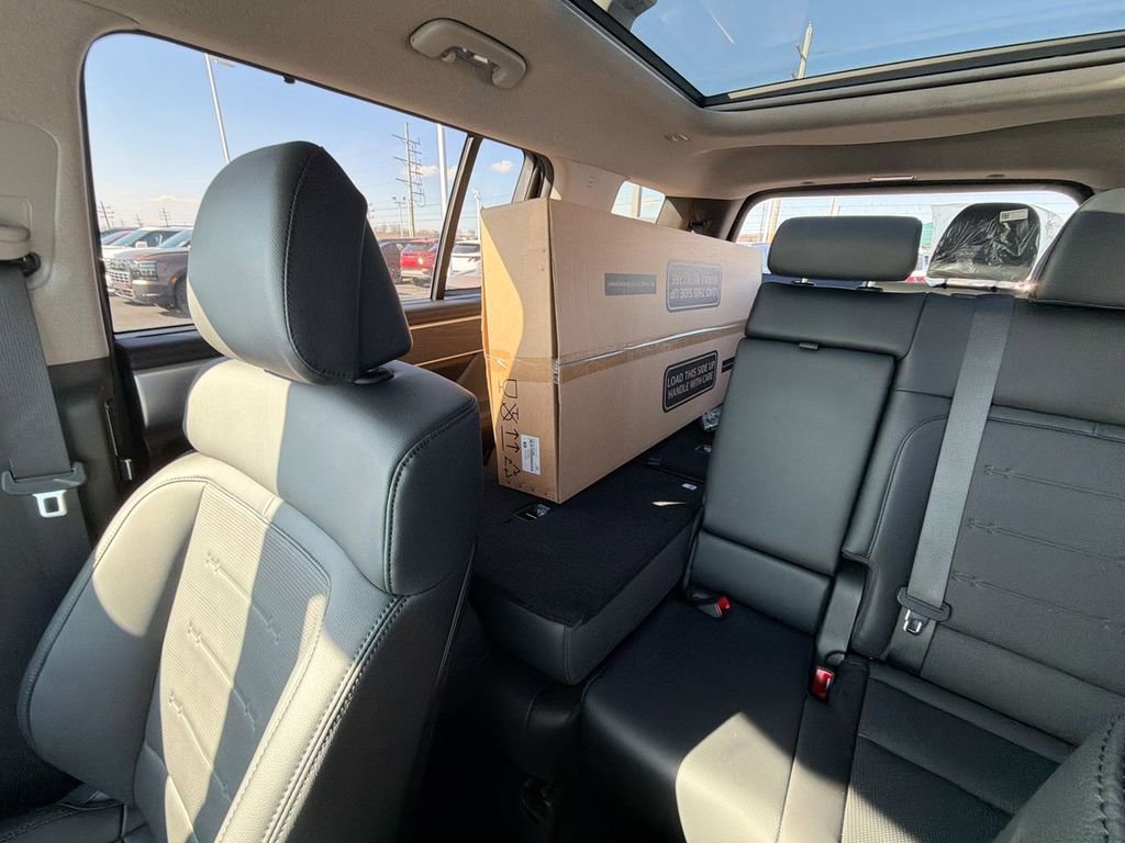 New 2026 Hyundai Santa Fe Limited image 12