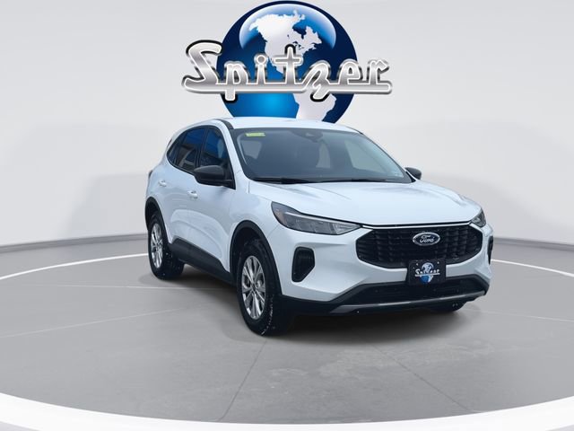 Used 2025 Ford Escape Active image 2