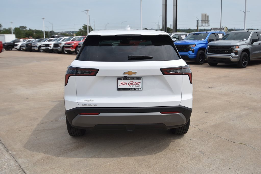 New 2026 Chevrolet Equinox LT w/ Safety and Technology Package image 5