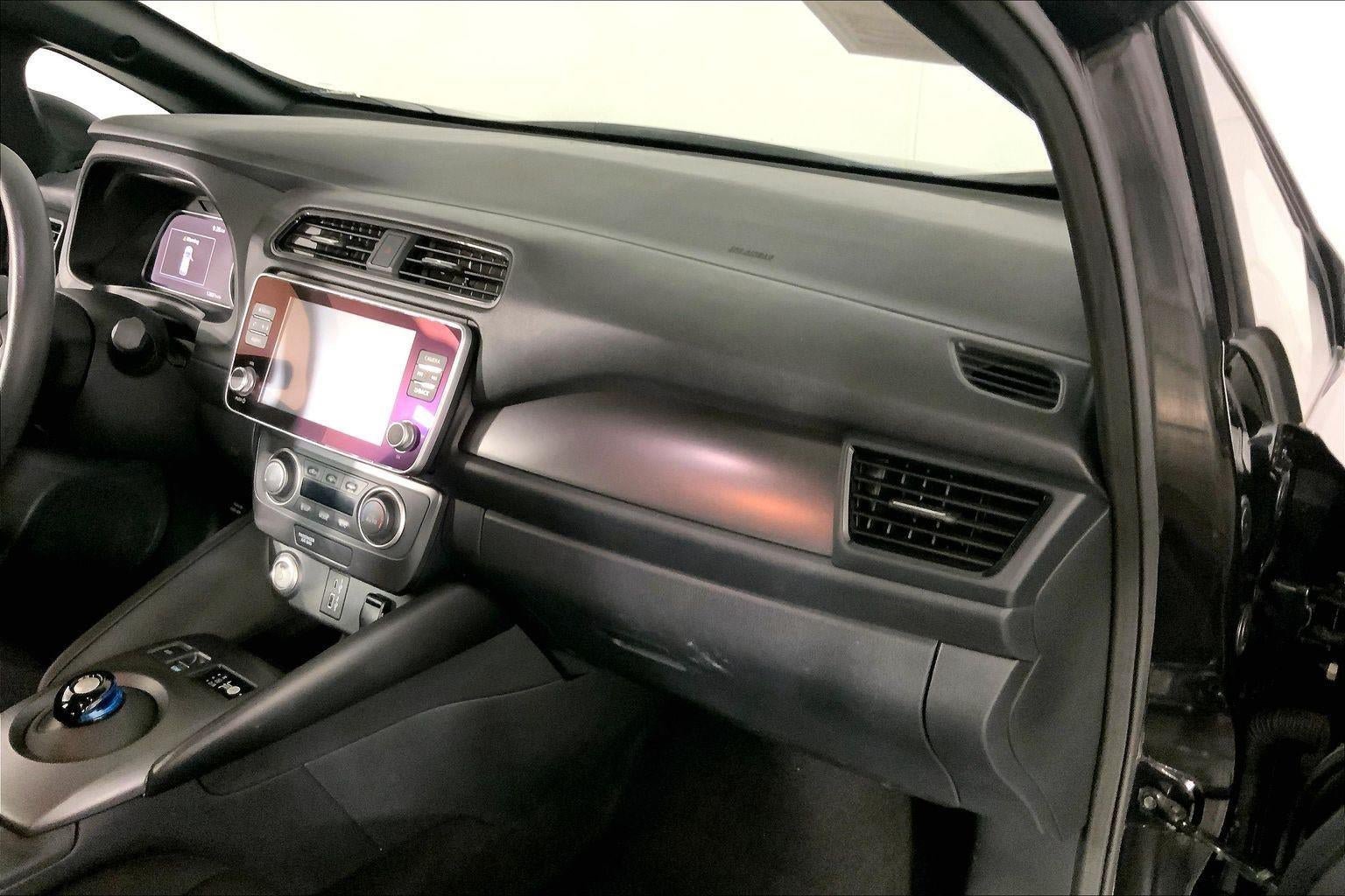 Used 2023 Nissan Leaf S FWD image 16