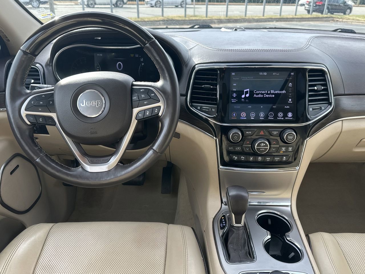 Used 2020 Jeep Grand Cherokee Overland image 4