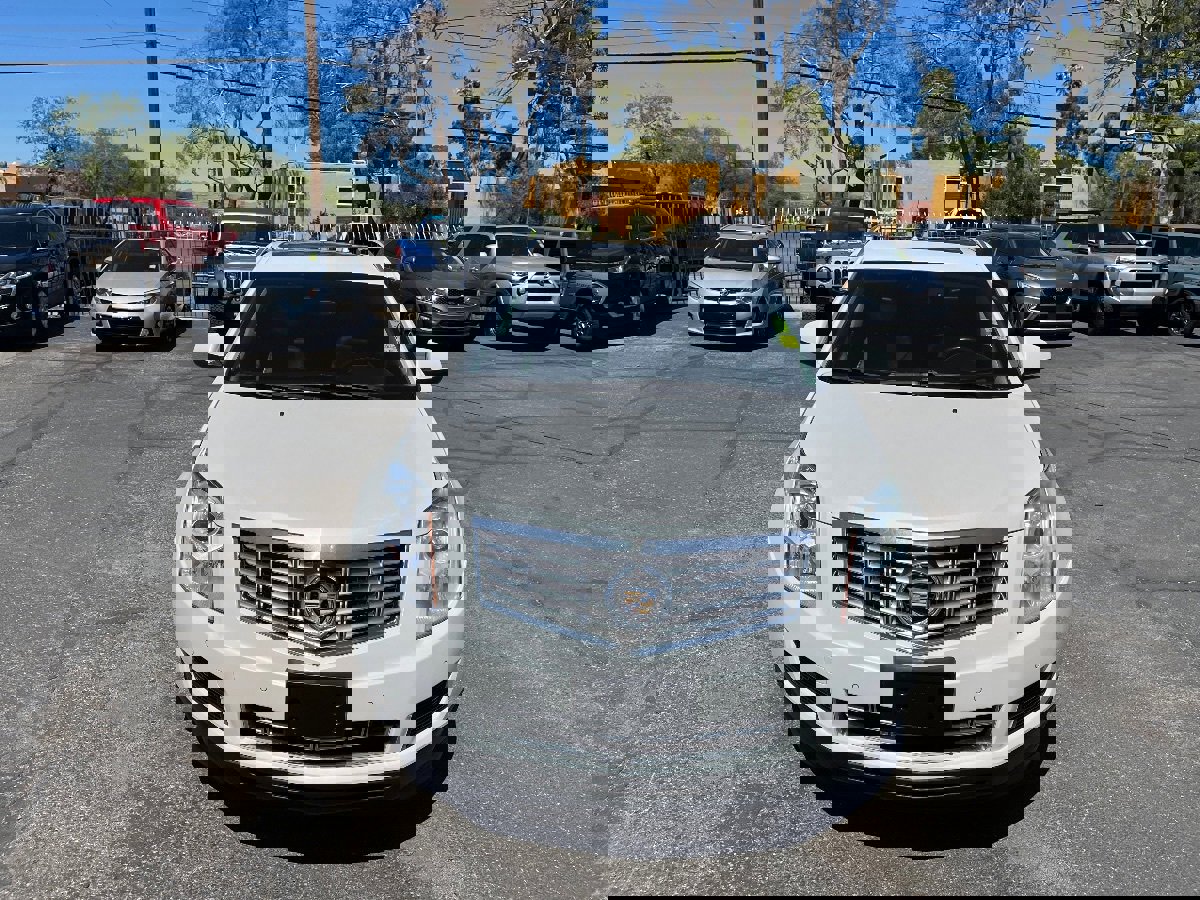 Used 2014 Cadillac SRX Luxury w/ Driver Awareness Package image 49