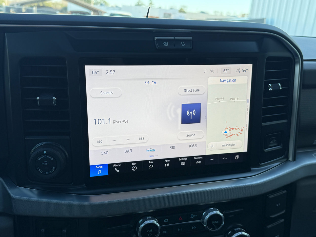 Used 2025 Ford F450 Platinum w/ Platinum Plus Package image 26