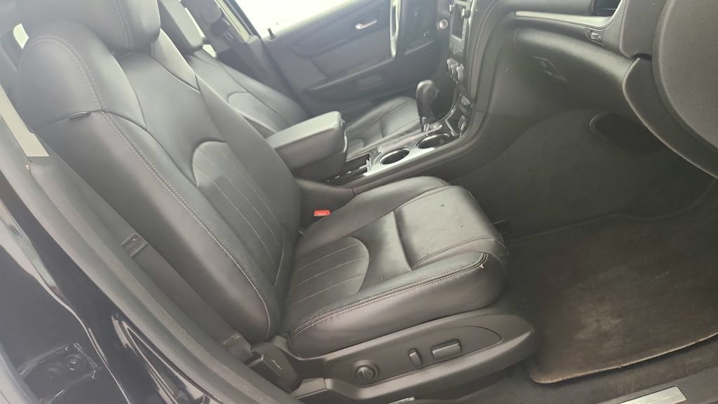 Used 2017 Chevrolet Traverse Premier FWD image 56