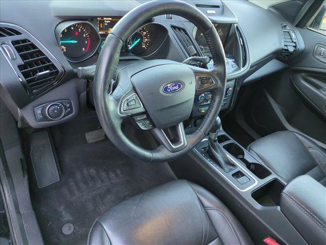 Used 2017 Ford Escape Titanium AWD/4WD image 10