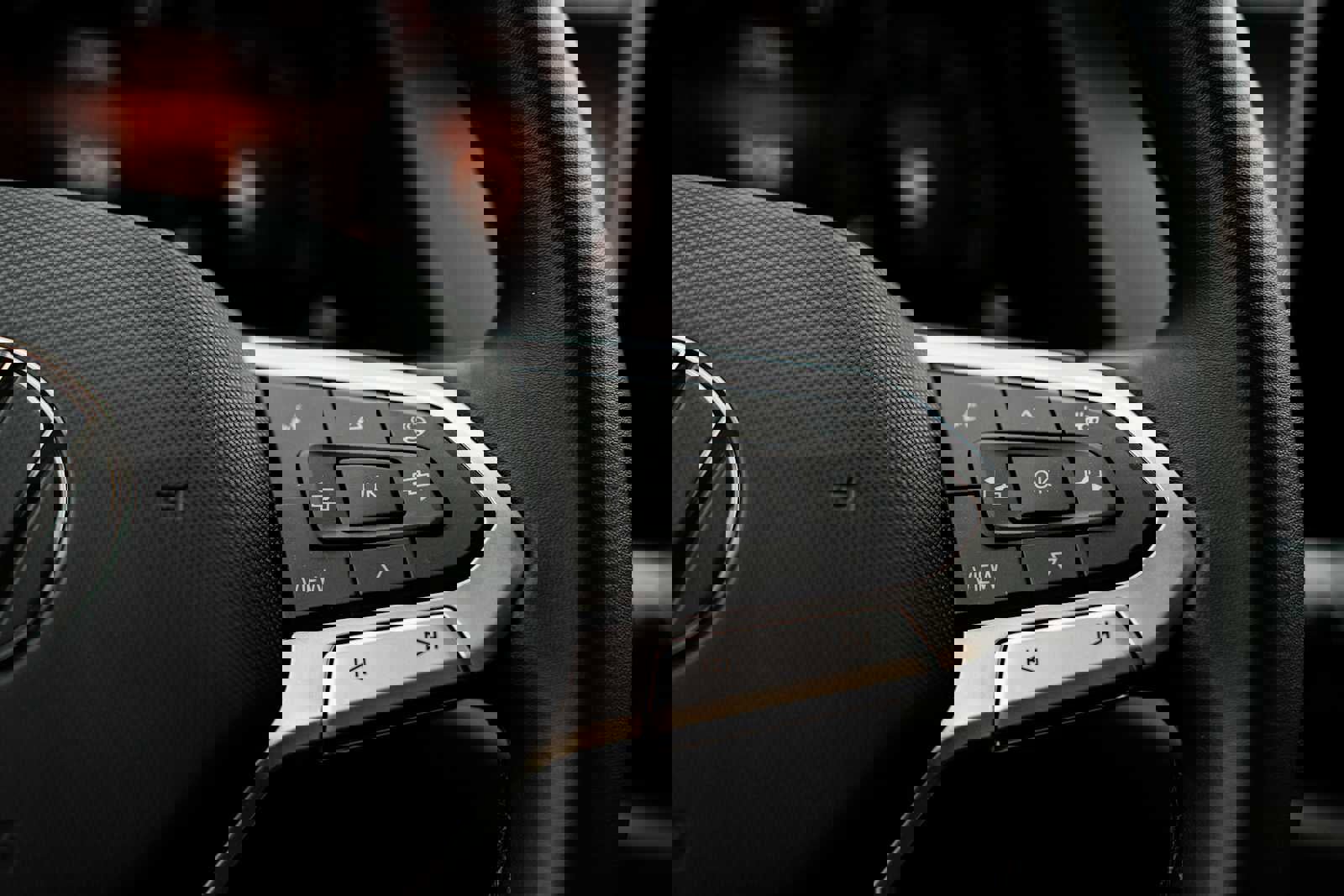 New 2025 Volkswagen Atlas Peak Edition SE image 25