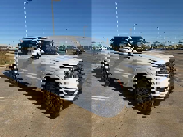 New 2026 Nissan Frontier SV image 7