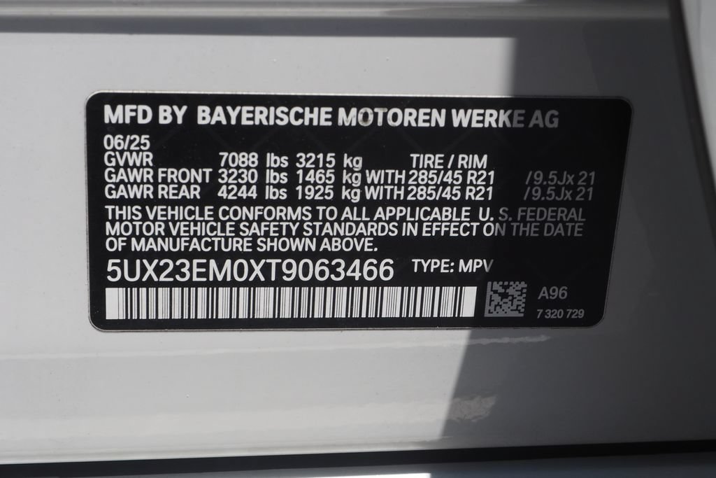 Used 2026 BMW X7 xDrive40i AWD/4WD image 32