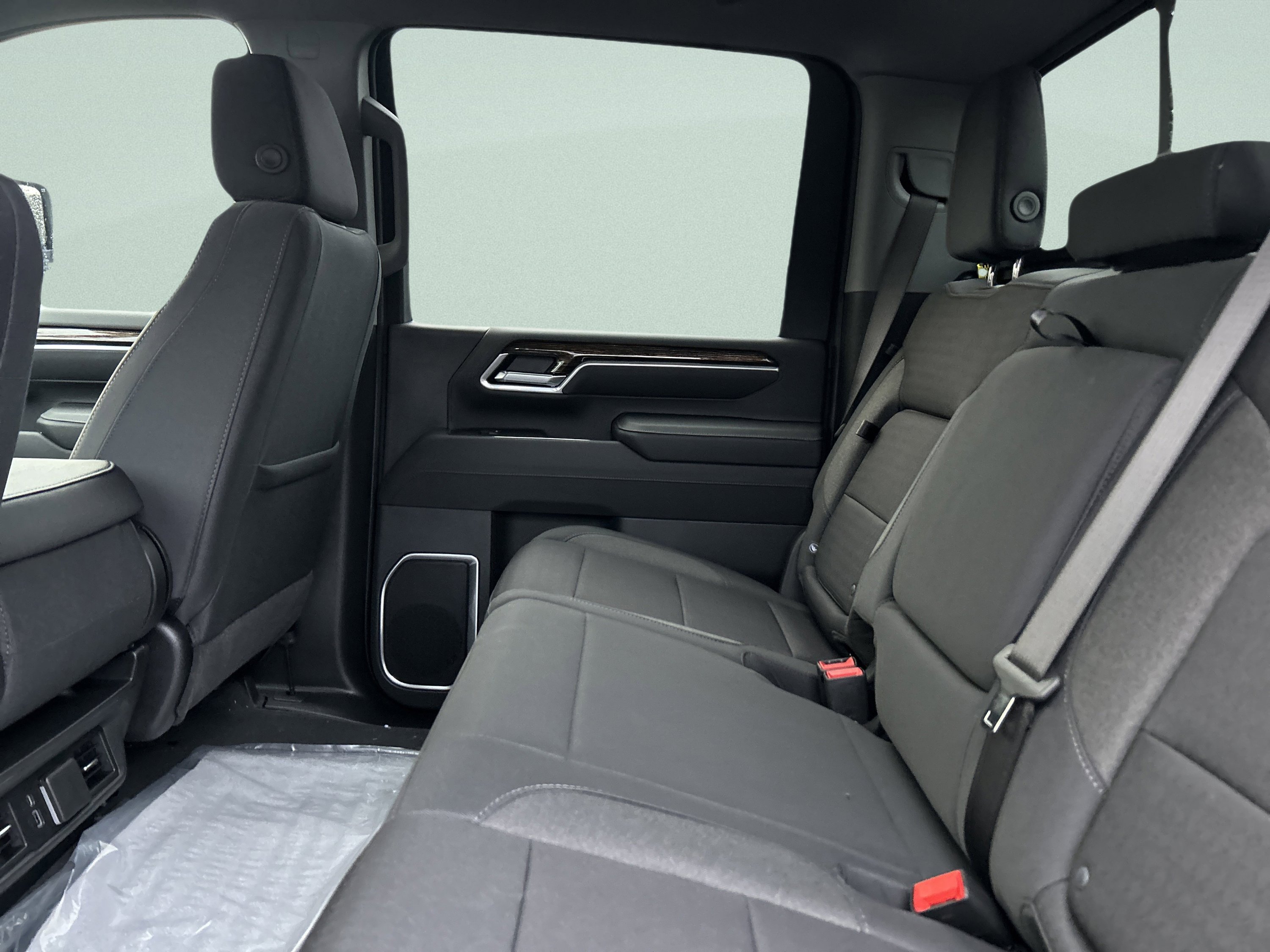 New 2025 GMC Sierra 3500 SLE w/ Preferred Package image 27