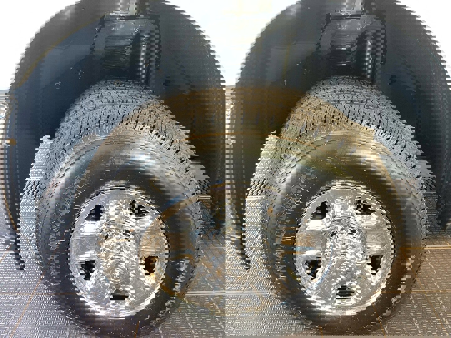 Used 2024 RAM 3500 Tradesman w/ Towing Technology Group image 5