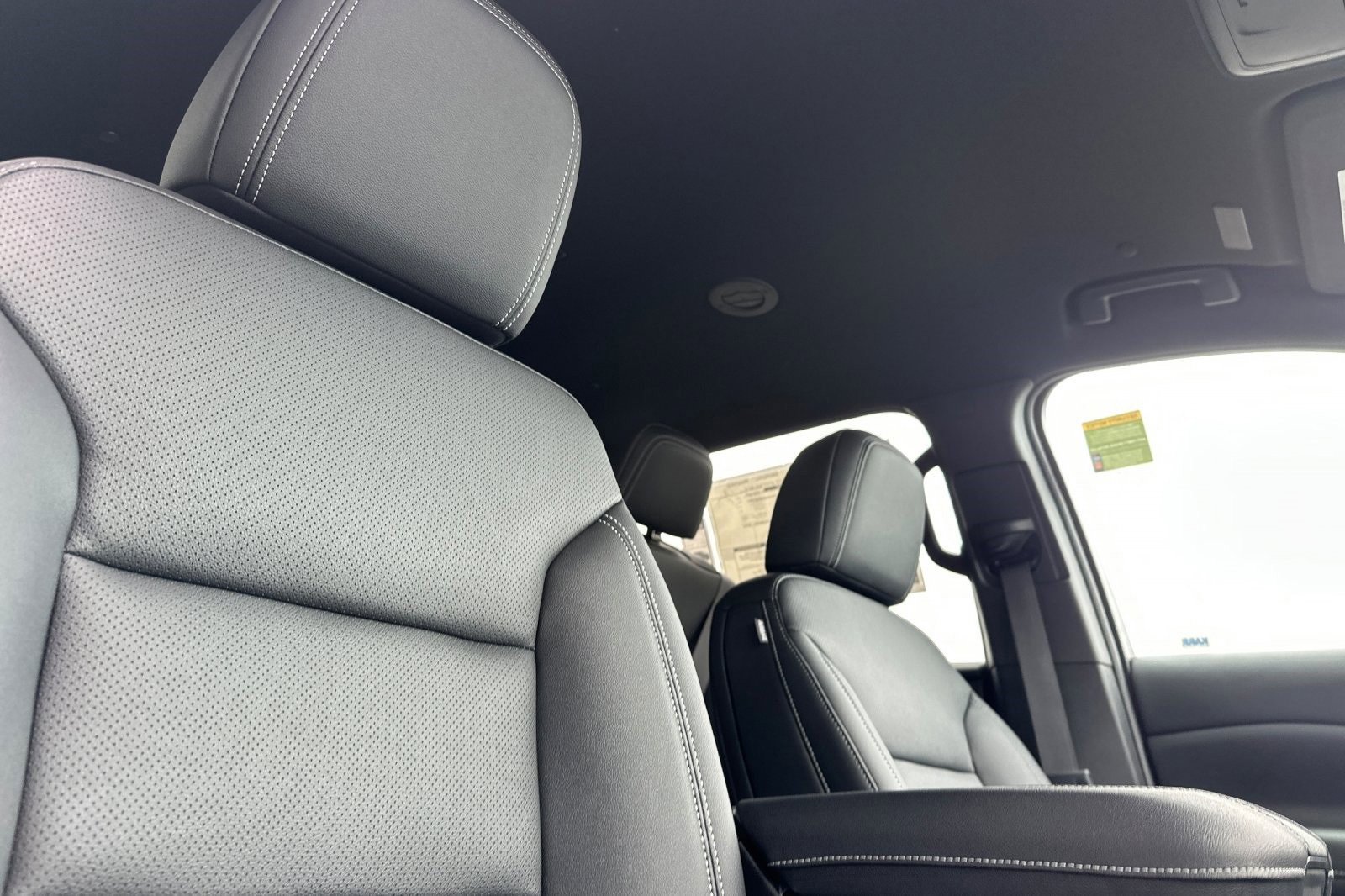 New 2025 Chevrolet Traverse LT w/ Enhanced Driving Package image 19