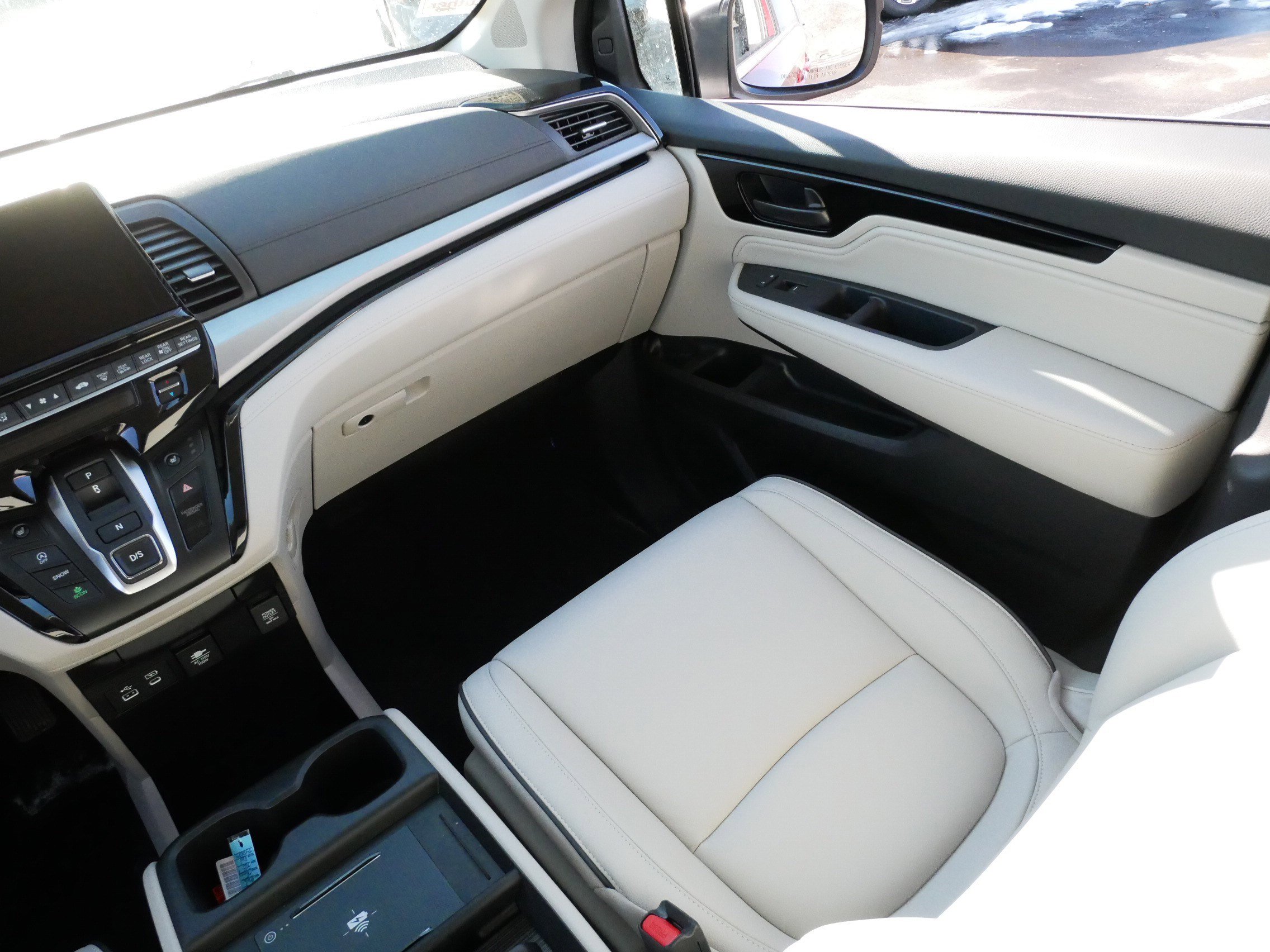 Certified 2026 Honda Odyssey Touring image 11