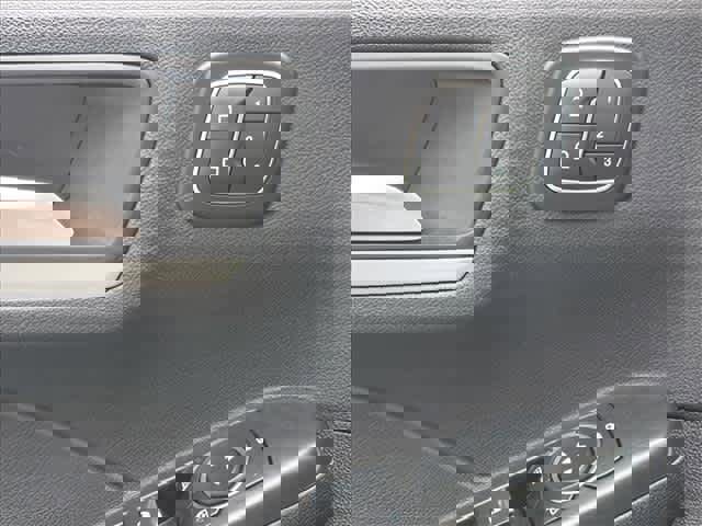 Used 2025 Ford Escape Platinum image 13