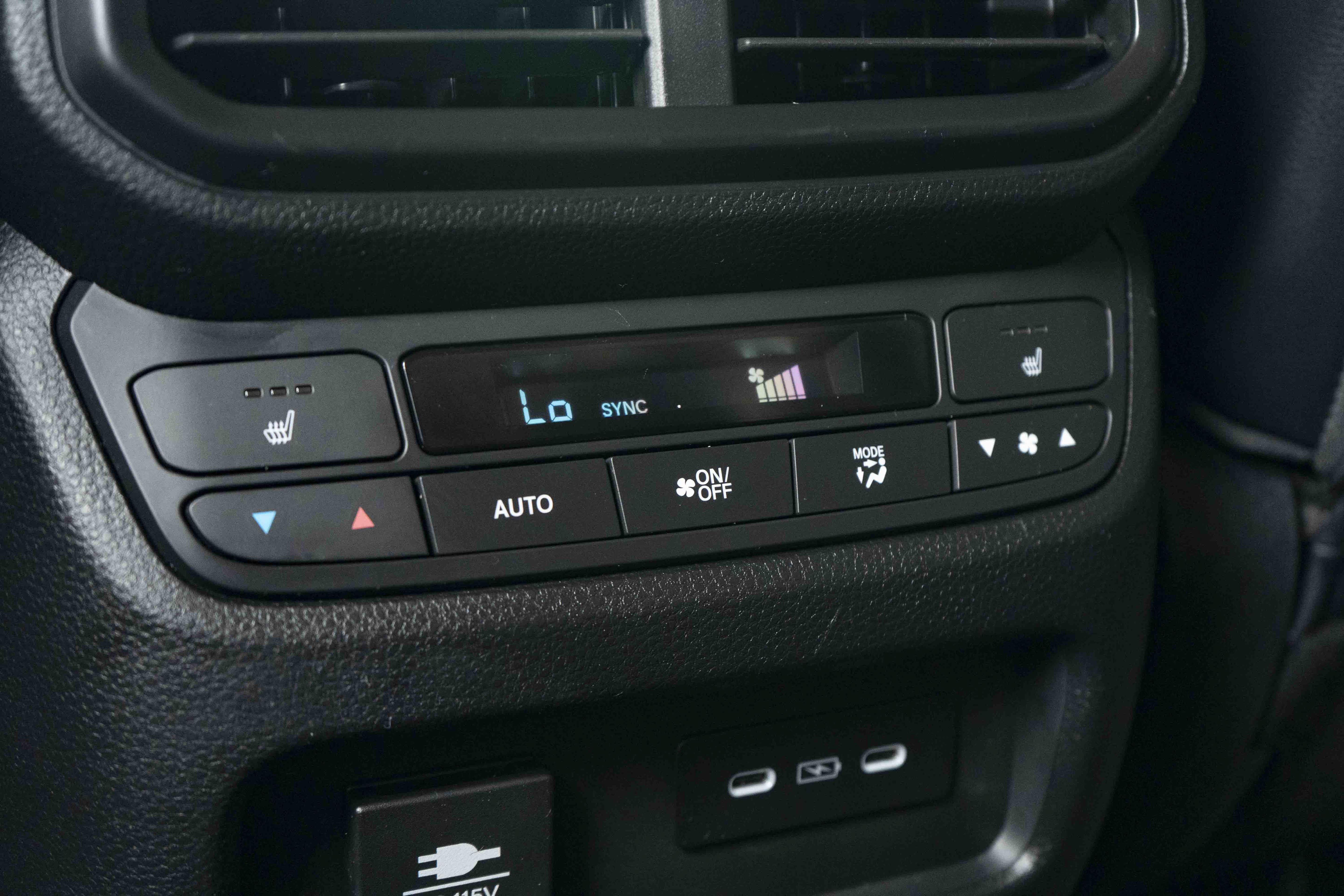 Certified 2025 Honda Pilot Elite image 43