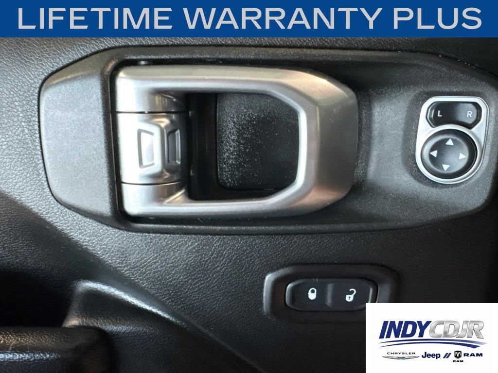 Used 2018 Jeep Wrangler Unlimited Sport S AWD/4WD image 20