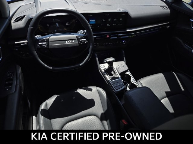 Certified 2026 Kia Sportage EX w/ EX Panorama Roof Package FWD image 17