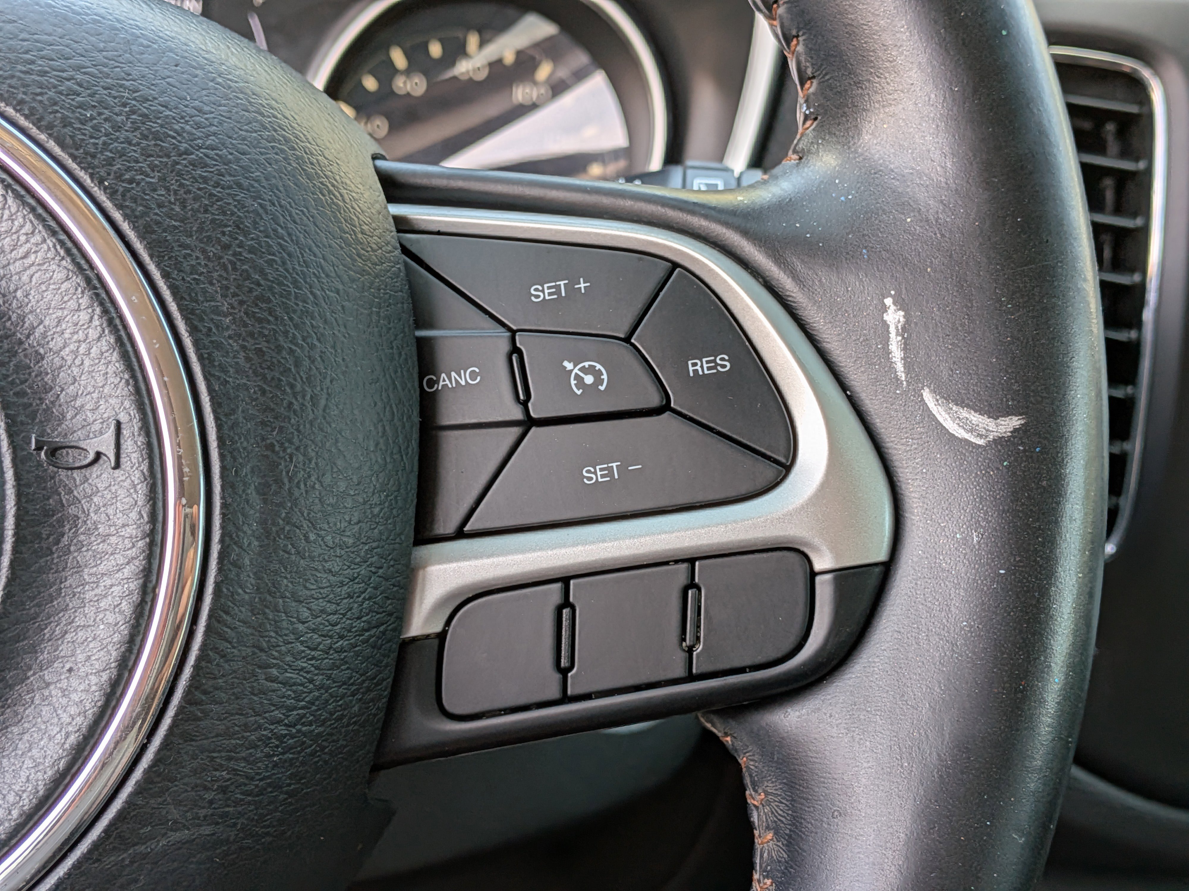 Used 2019 Jeep Compass Latitude image 25