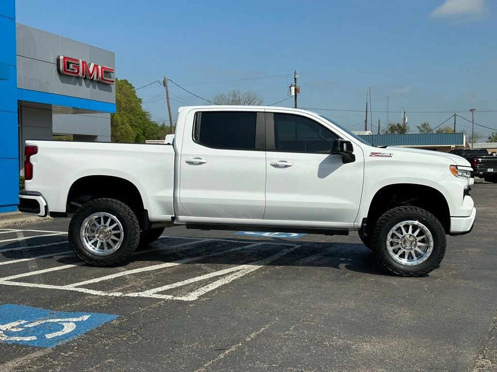 Used 2024 Chevrolet Silverado 1500 RST image 4