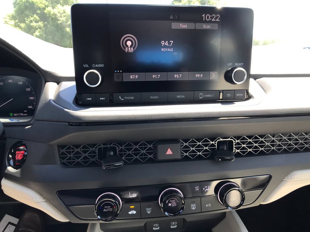 Certified 2025 Honda Accord LX image 8