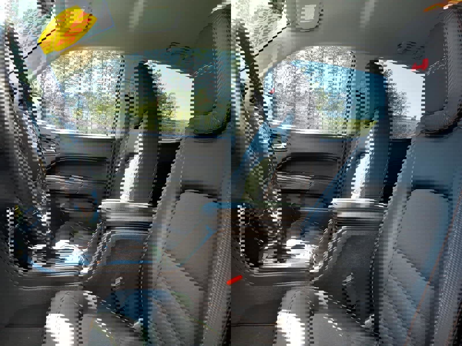 Used 2022 GMC Canyon AT4 w/ Trailering Package image 11