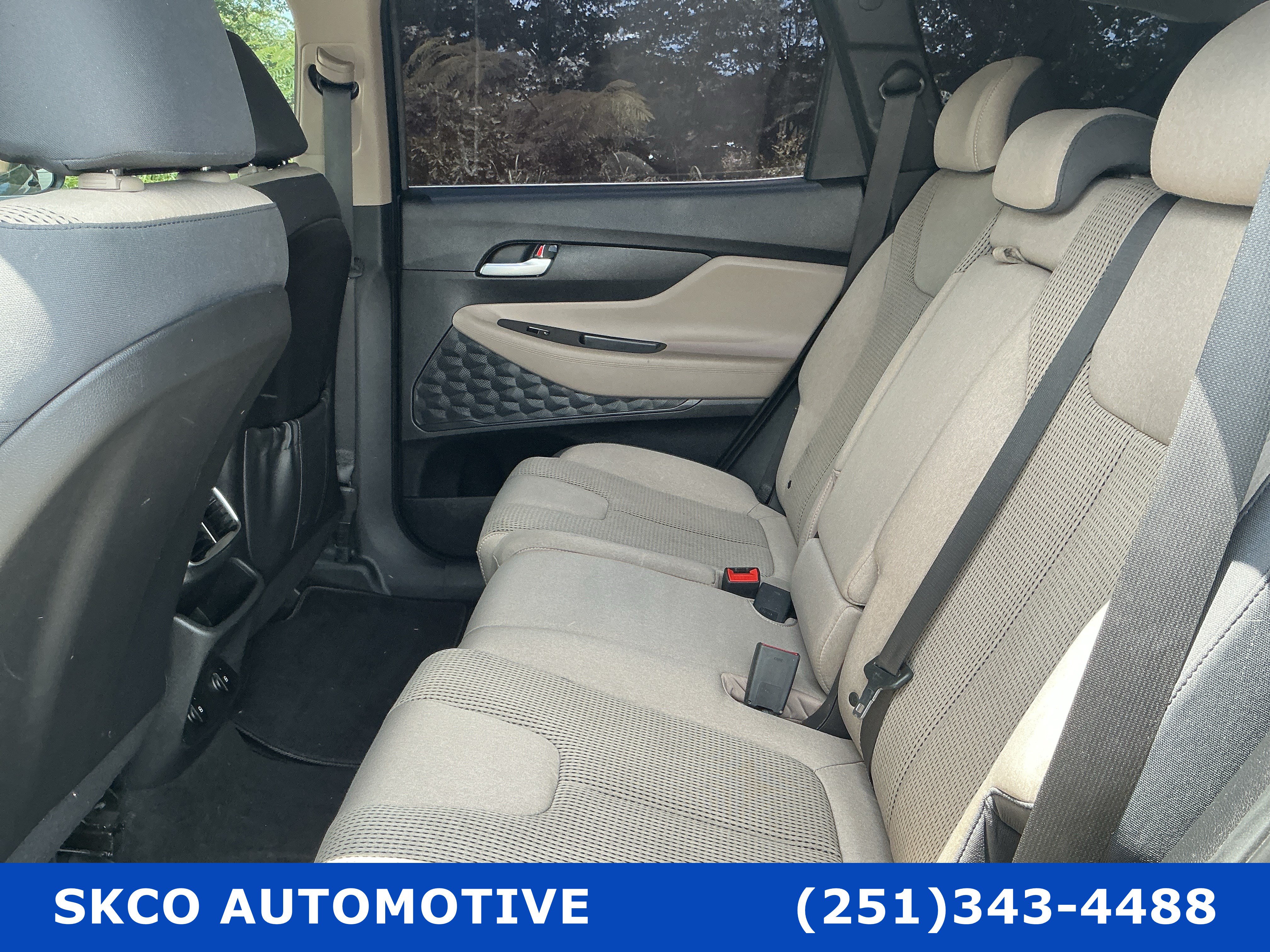 Used 2020 Hyundai Santa Fe SE FWD image 14