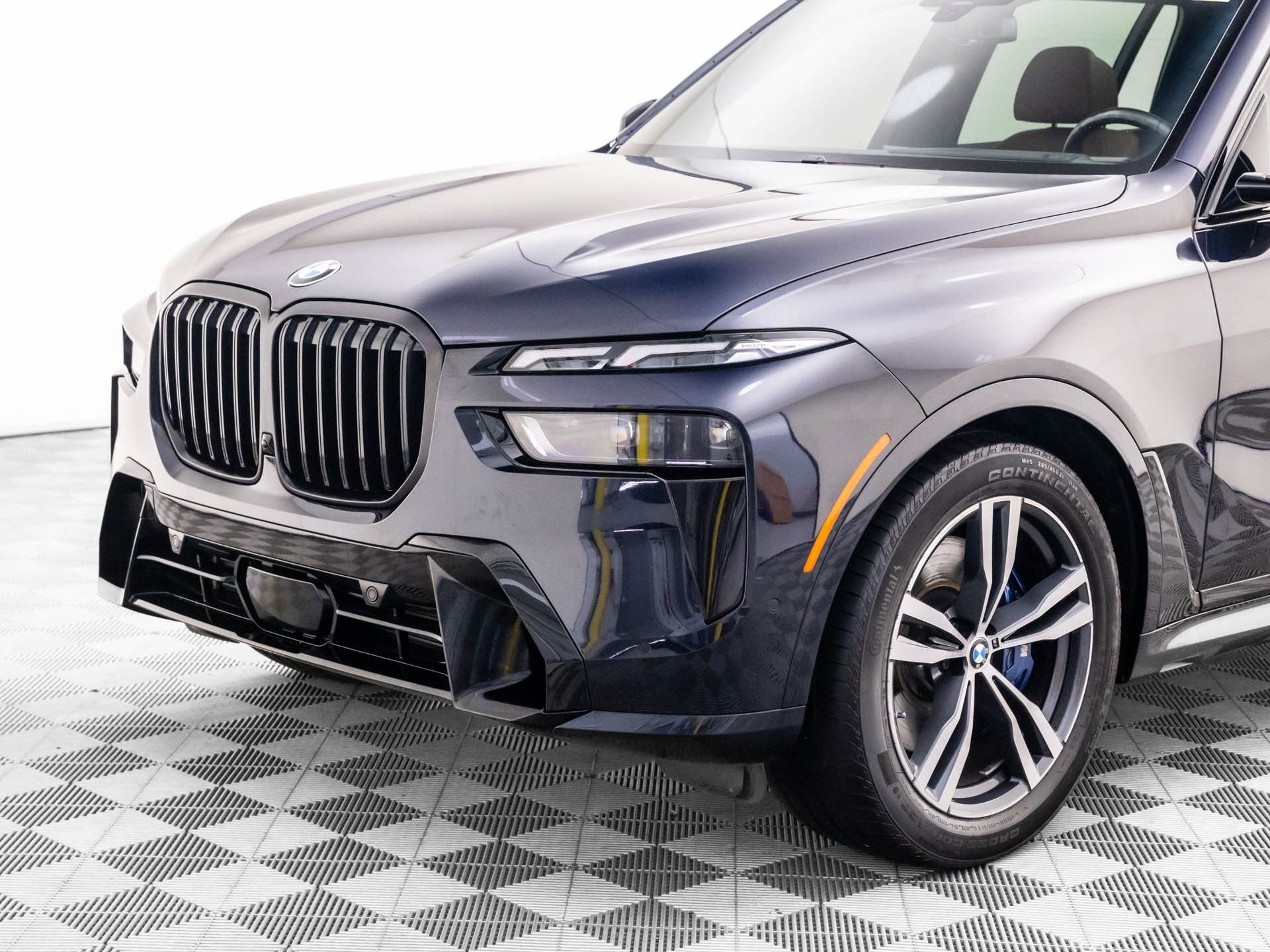 Certified 2024 BMW X7 xDrive40i w/ Executive Package image 35