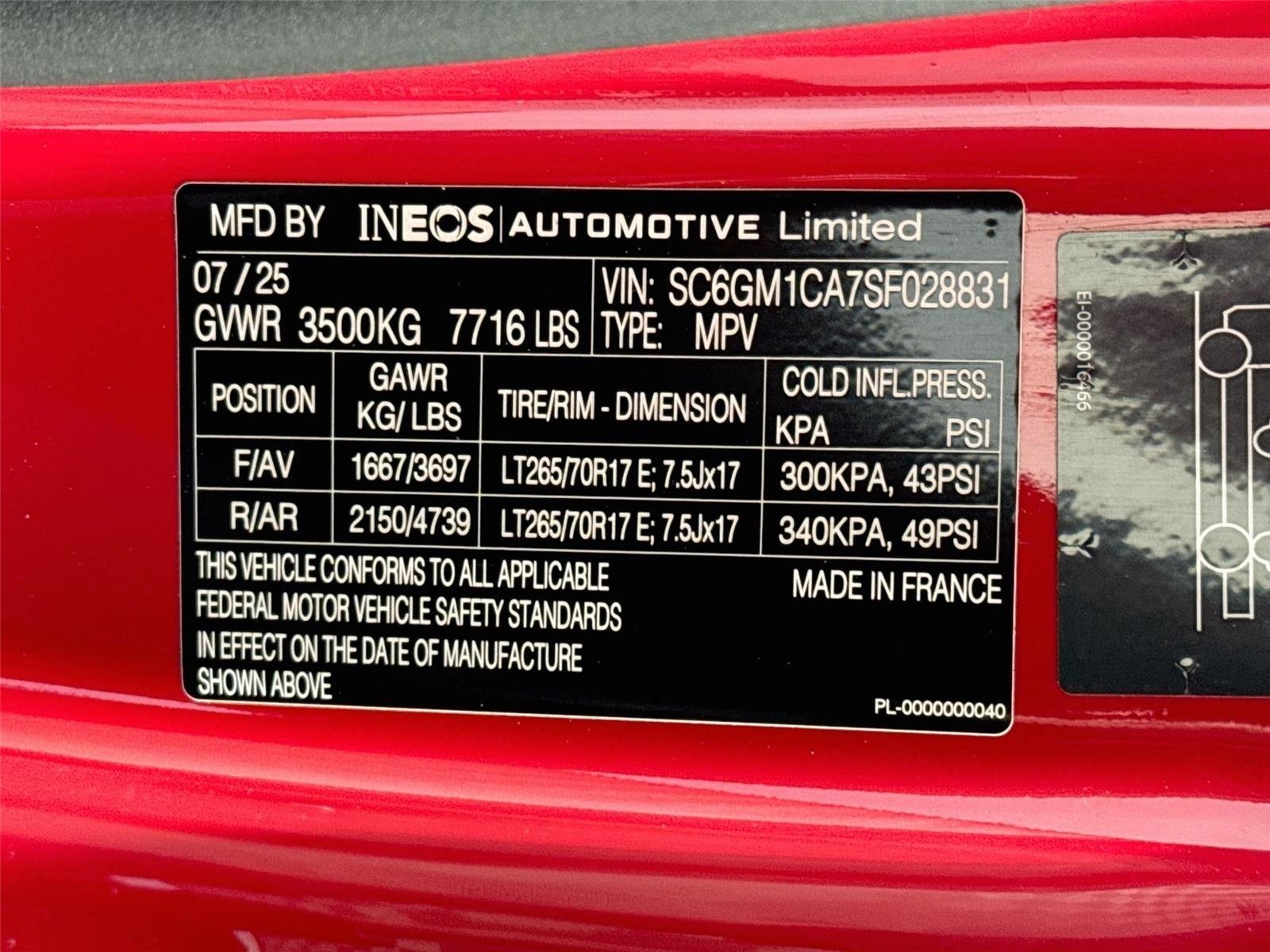 Used 2025 INEOS Grenadier Station Wagon AWD/4WD image 30