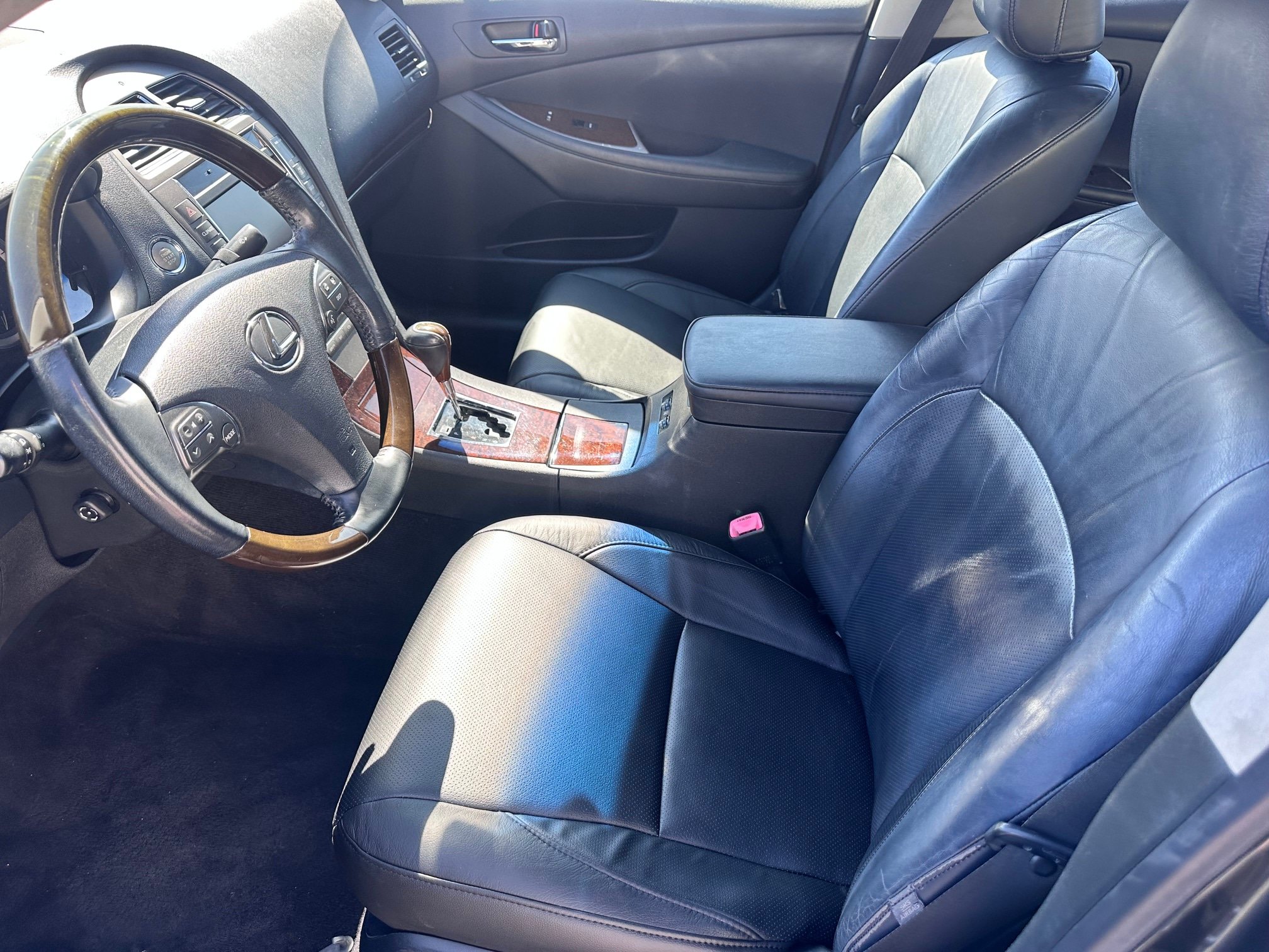 Used 2010 Lexus ES 350 FWD image 5