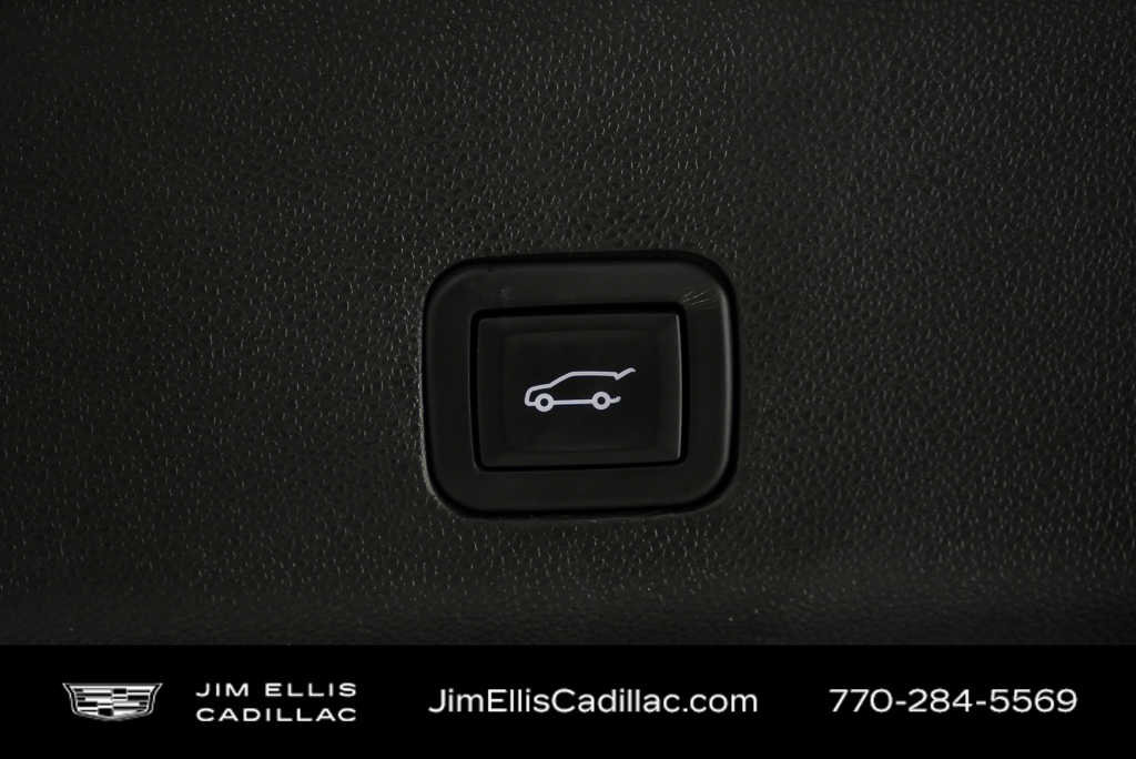 Used 2023 Cadillac Escalade Sport Platinum w/ LPO, ONYX Package image 34