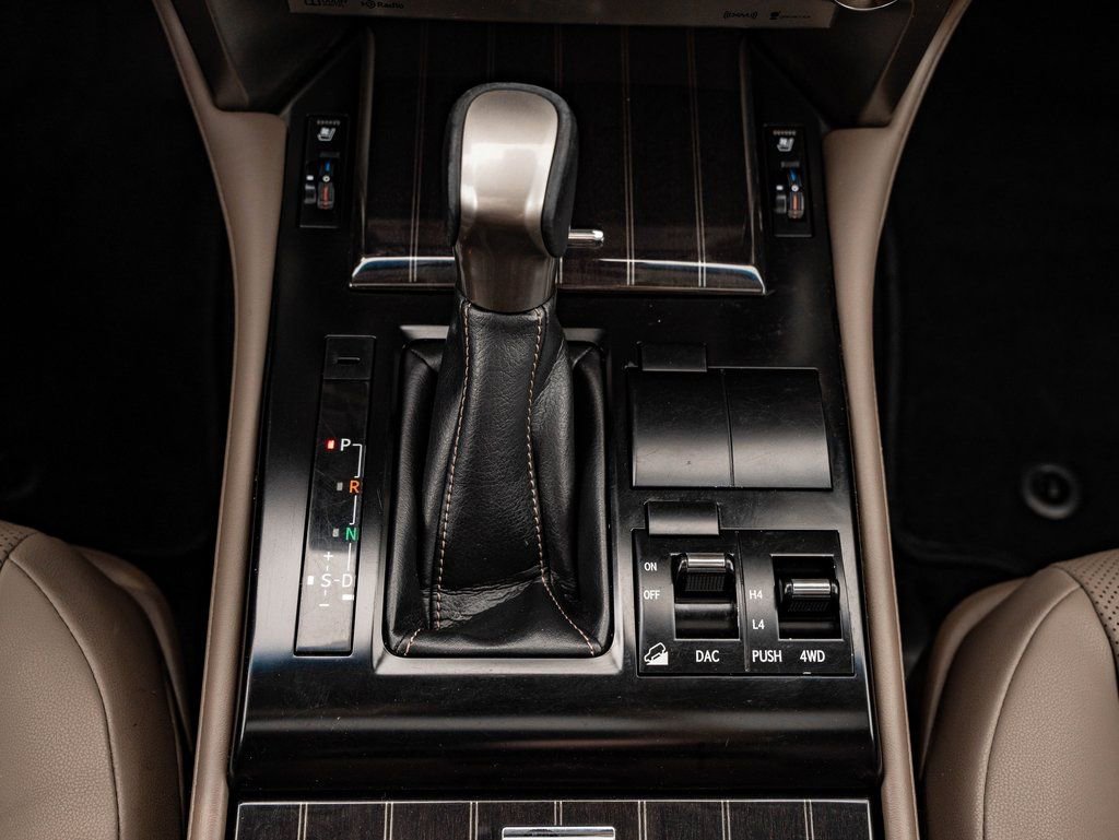 Used 2020 Lexus GX 460 Premium image 34