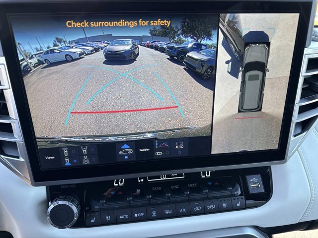 Used 2025 Toyota Sequoia Capstone image 31