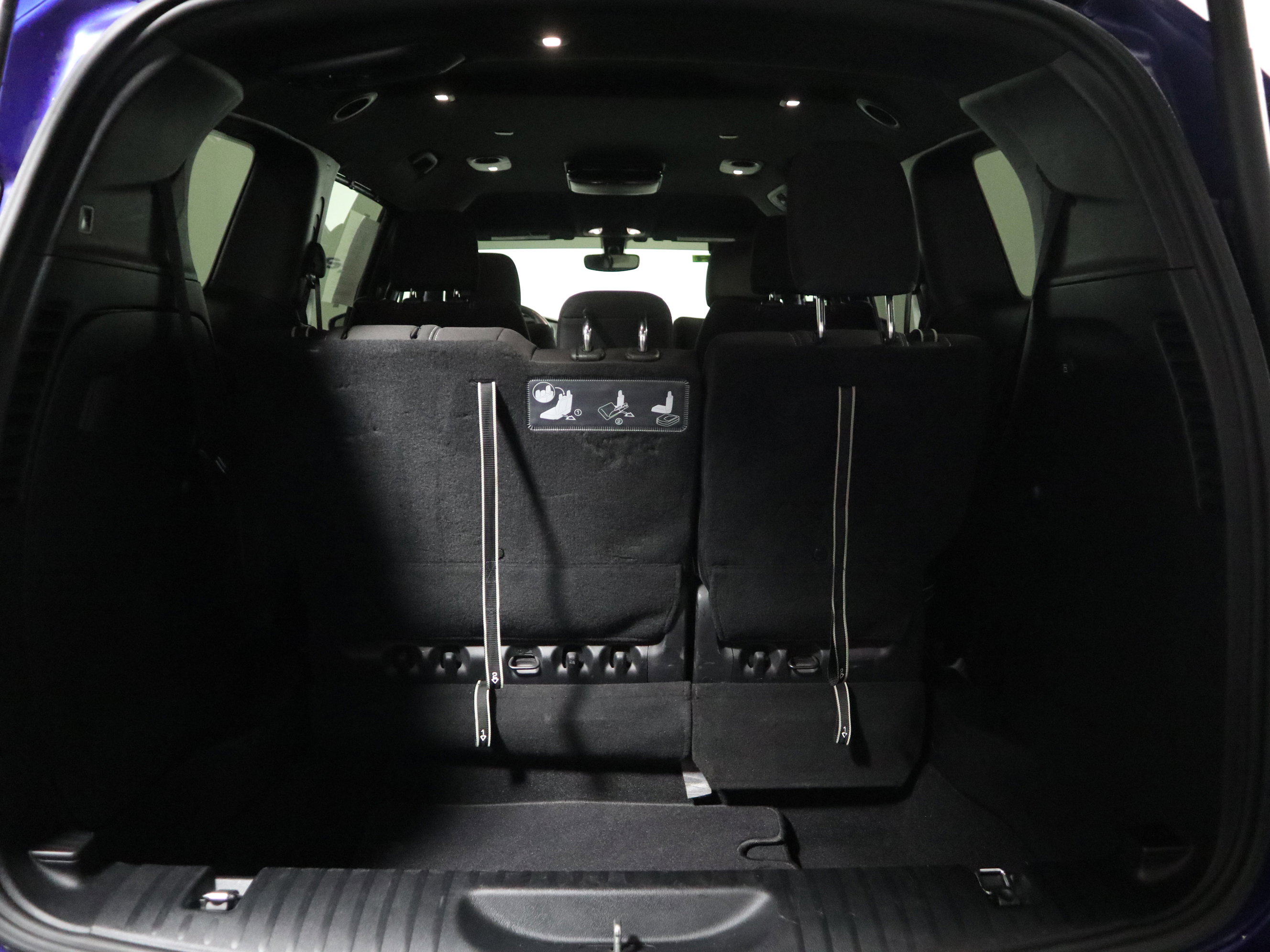 Used 2020 Chrysler Pacifica Touring w/ S Appearance Package image 8